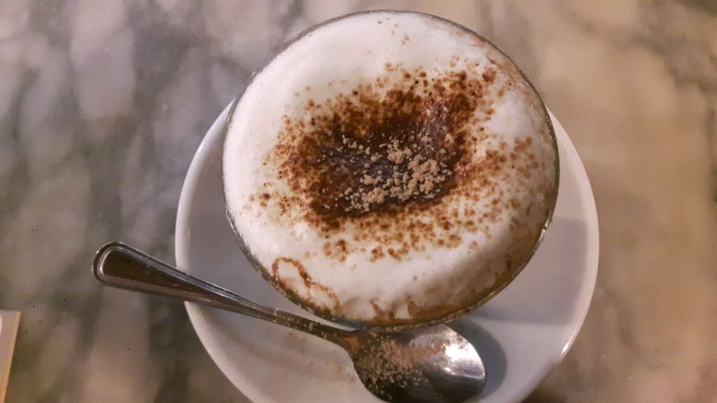 5 Easy Latte Recipes to Enjoy At-Home