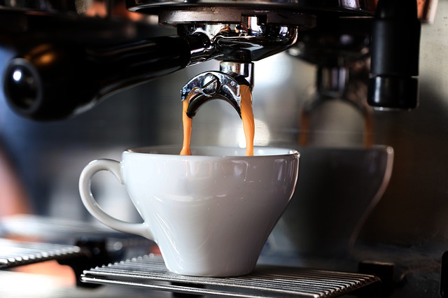 5 Essential Tips for Creating Latte Art